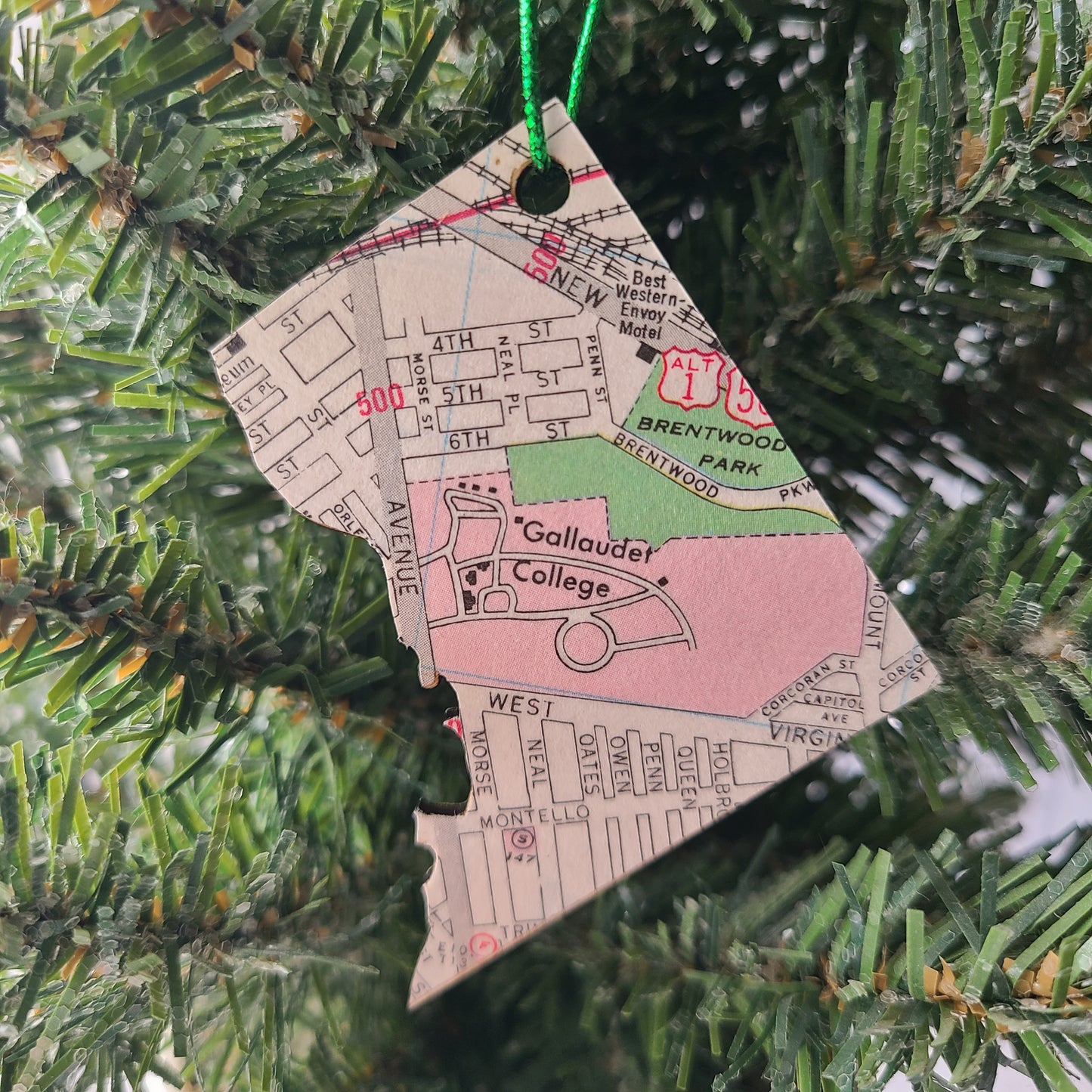 WASHINGTON, DC - "Gallaudet University / Model Secondary School for the Deaf / Kendall Demonstration Elementary School" Map Ornament
