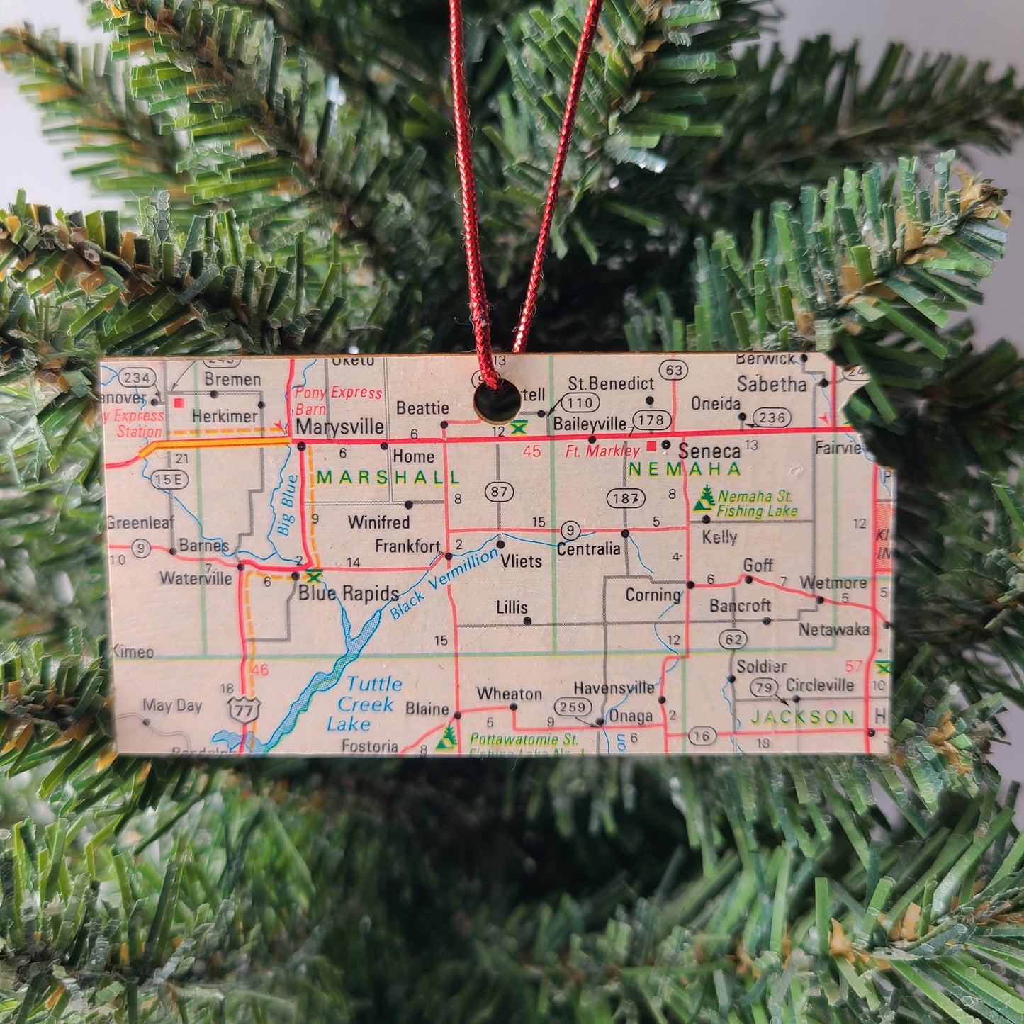 Blue Rapids/Marysville/Sabetha/Seneca, Kansas Ornament (1980)