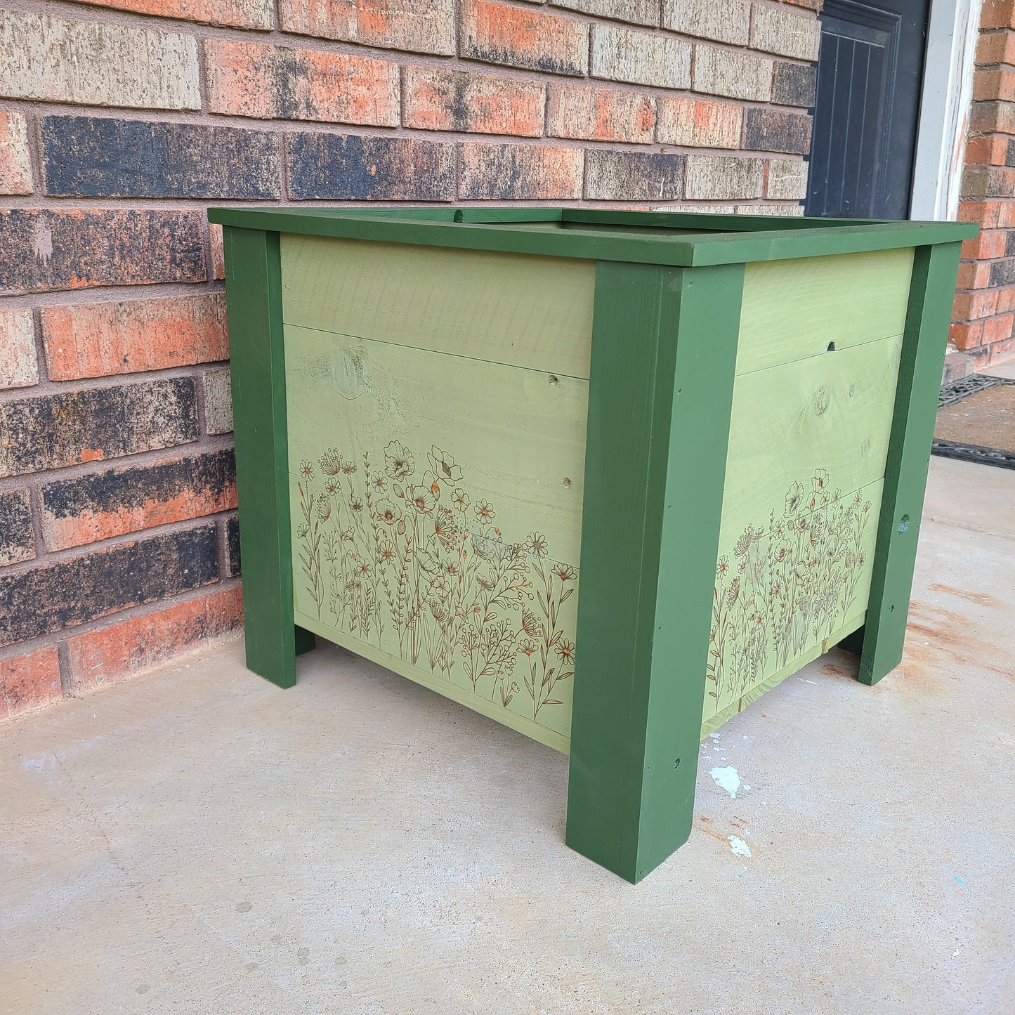 Wildflower Cedar Planter Box - Green