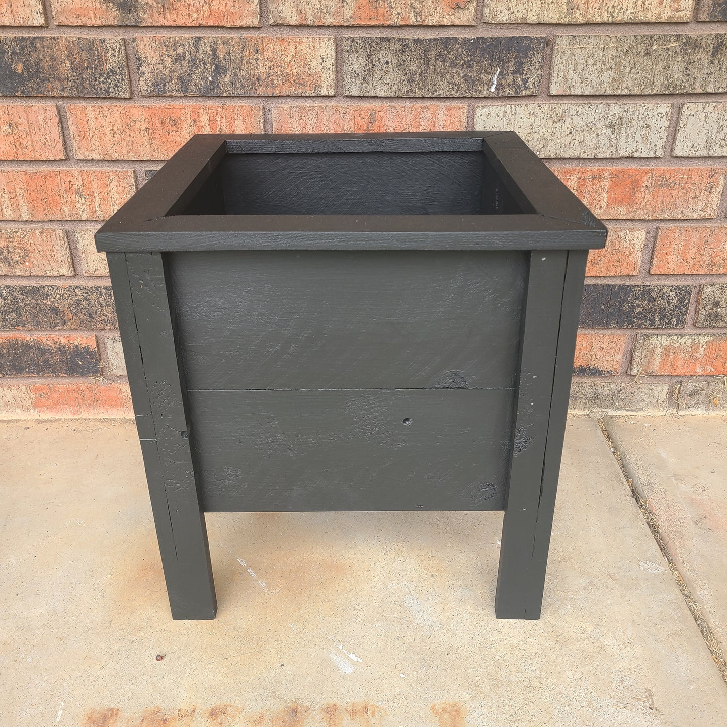 Black Cedar Planter Box