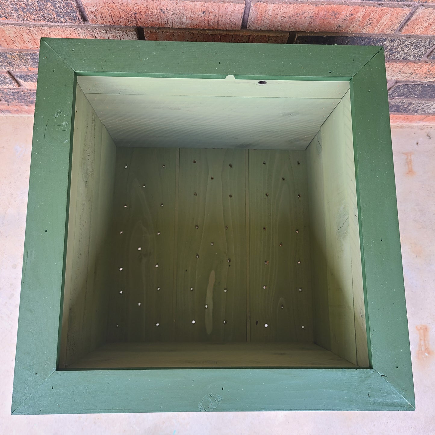 Wildflower Cedar Planter Box - Green